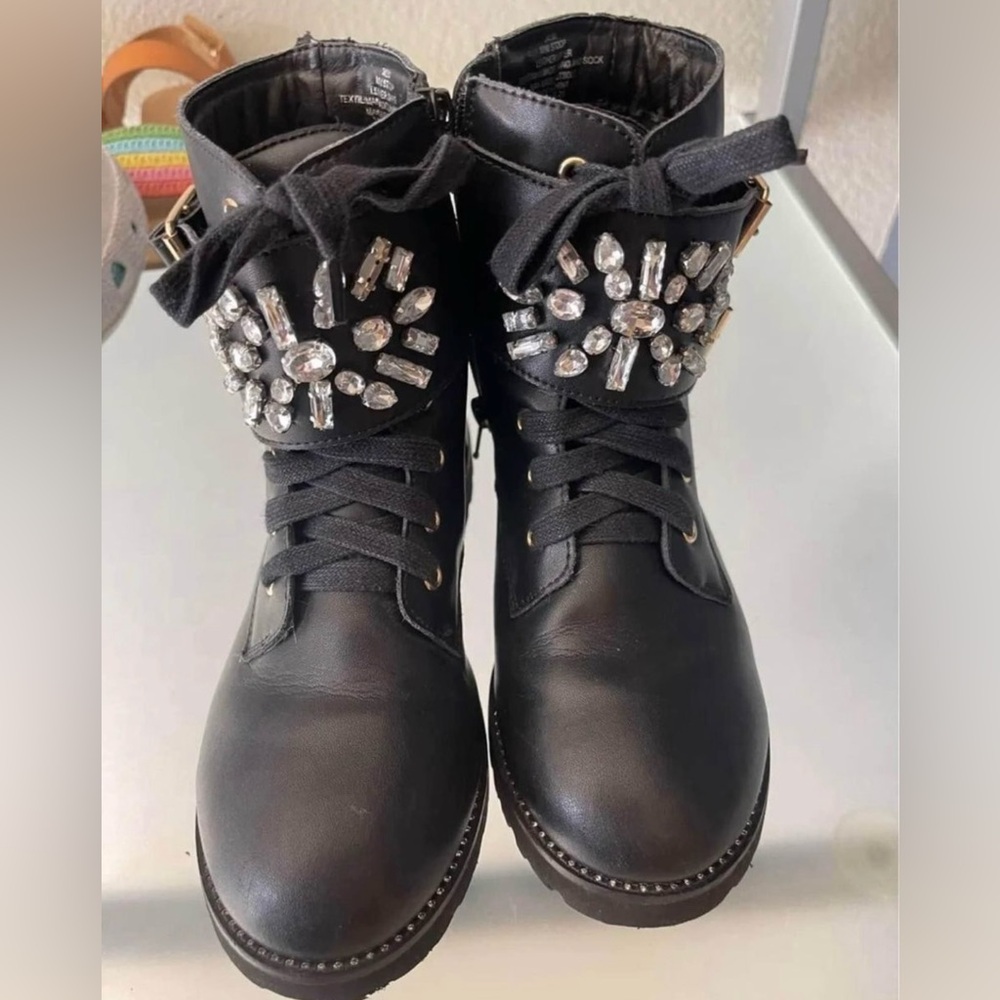 Kurt Geiger girls boots sz 3